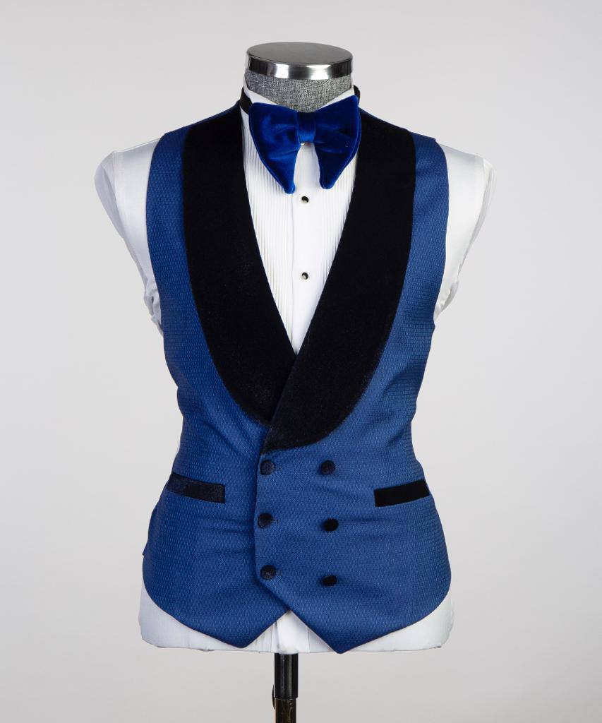Classic formal wear